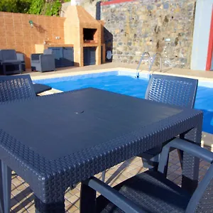 casa-da-rainha-bungallow.madeira-islandshotels.com/