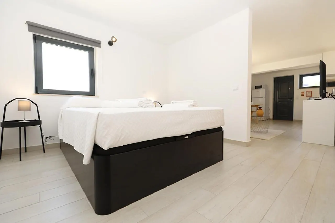 A62 - Cul De Sac Apartment In Lagos
